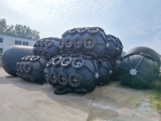 cuscino ammortizzatore di 50Kpa 80Kpa Marine Yokohama Pneumatic Type Rubber per la messa in bacino della barca