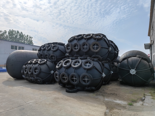cuscino ammortizzatore di 50Kpa 80Kpa Marine Yokohama Pneumatic Type Rubber per la messa in bacino della barca