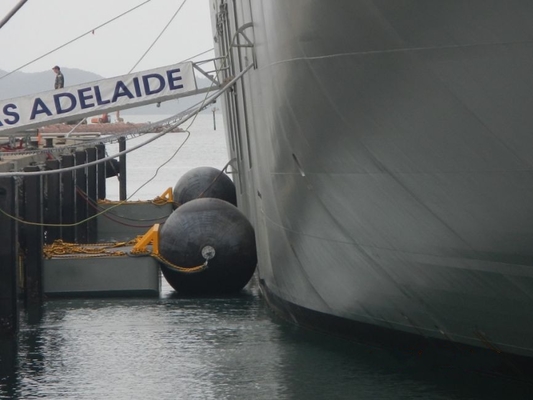 Alta qualità CCS Marine Polyurethane Colorful Foam Fender per la nave