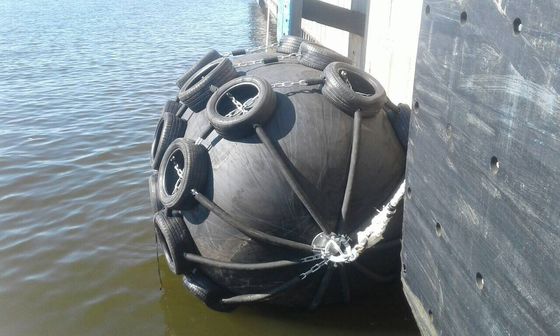 Nave al cuscino ammortizzatore gonfiabile di Yokohama della barca di protezione di Quay