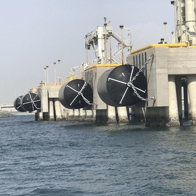 Polyurea che ricopre Marine Floating EVA Fender di caratteristica durevole all'attracco della nave e del porto