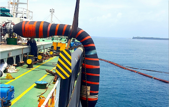 Marine Oil Hose di rinforzo con i collari di posizione da riparare con galleggiabilità extra