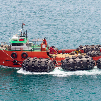 Tipo di galleggiamento Marine Pneumatic Rubber Fender di Yokohama