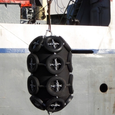 kpa 50 che ancora attraccando Marine Rubber Fender pneumatica di galleggiamento gonfiabile