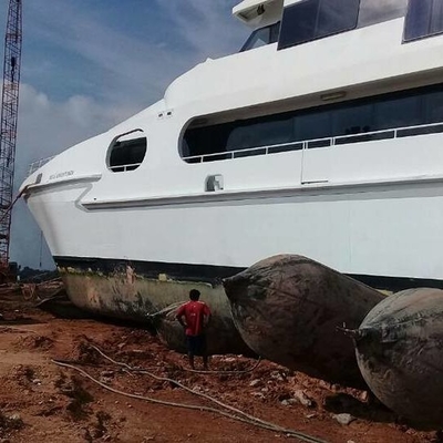 Marine Airbag di galleggiamento durevole di gomma naturale D0.8m*L12m per il lancio della nave e l'aggancio a secco